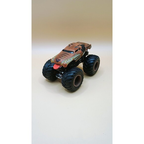 Hot Wheels Monster Jam: Monster Mutt 1:64 Diecast Model - Picture 1 of 7